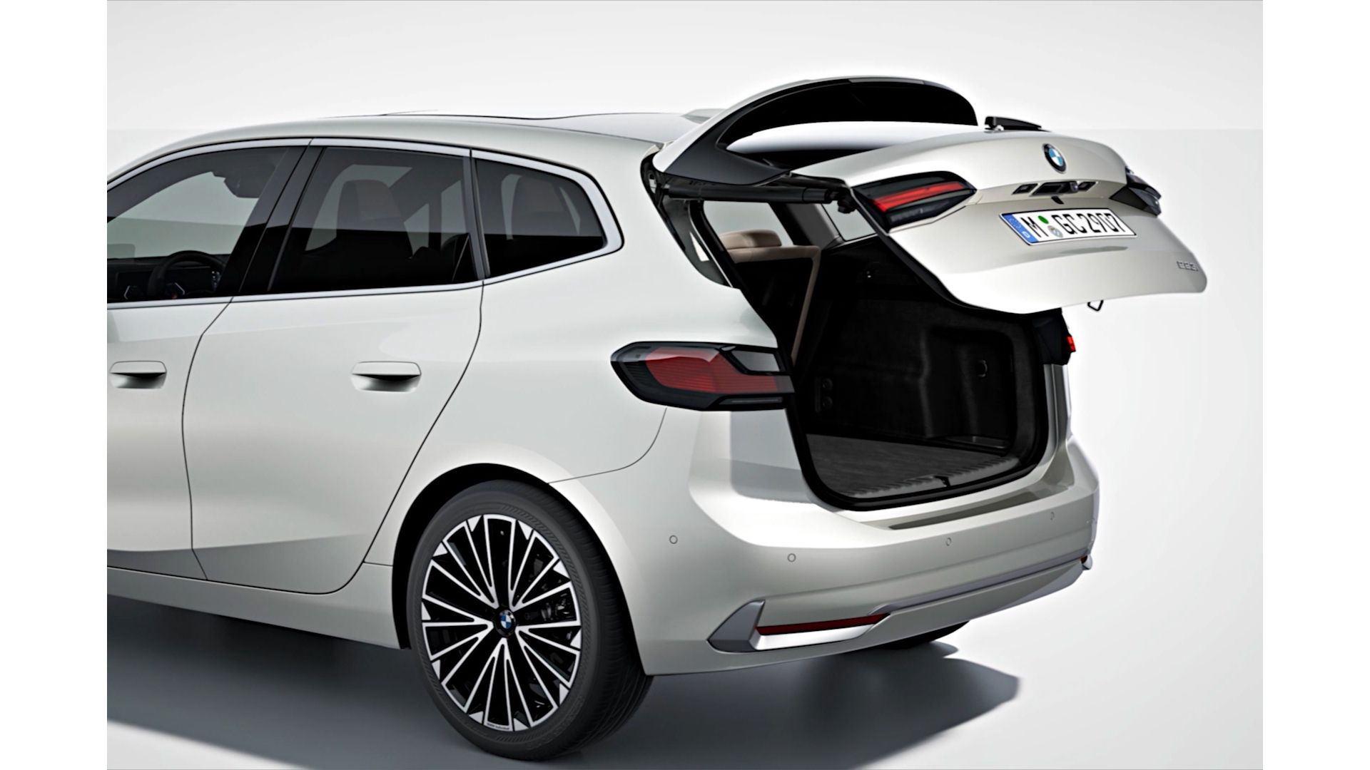 BMW 액티브투어러 전시장