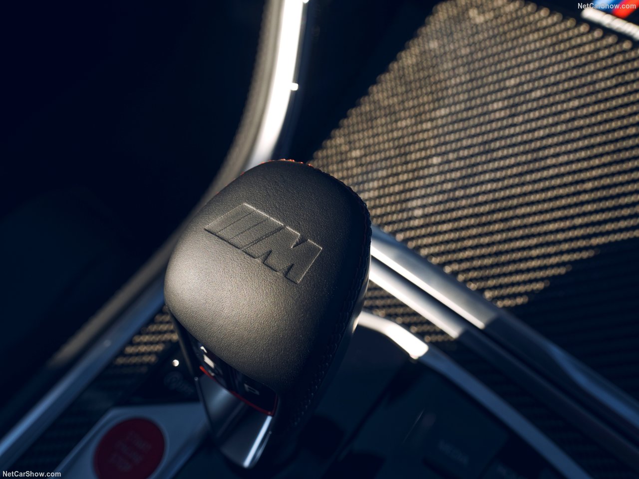 BMW M8 이미지