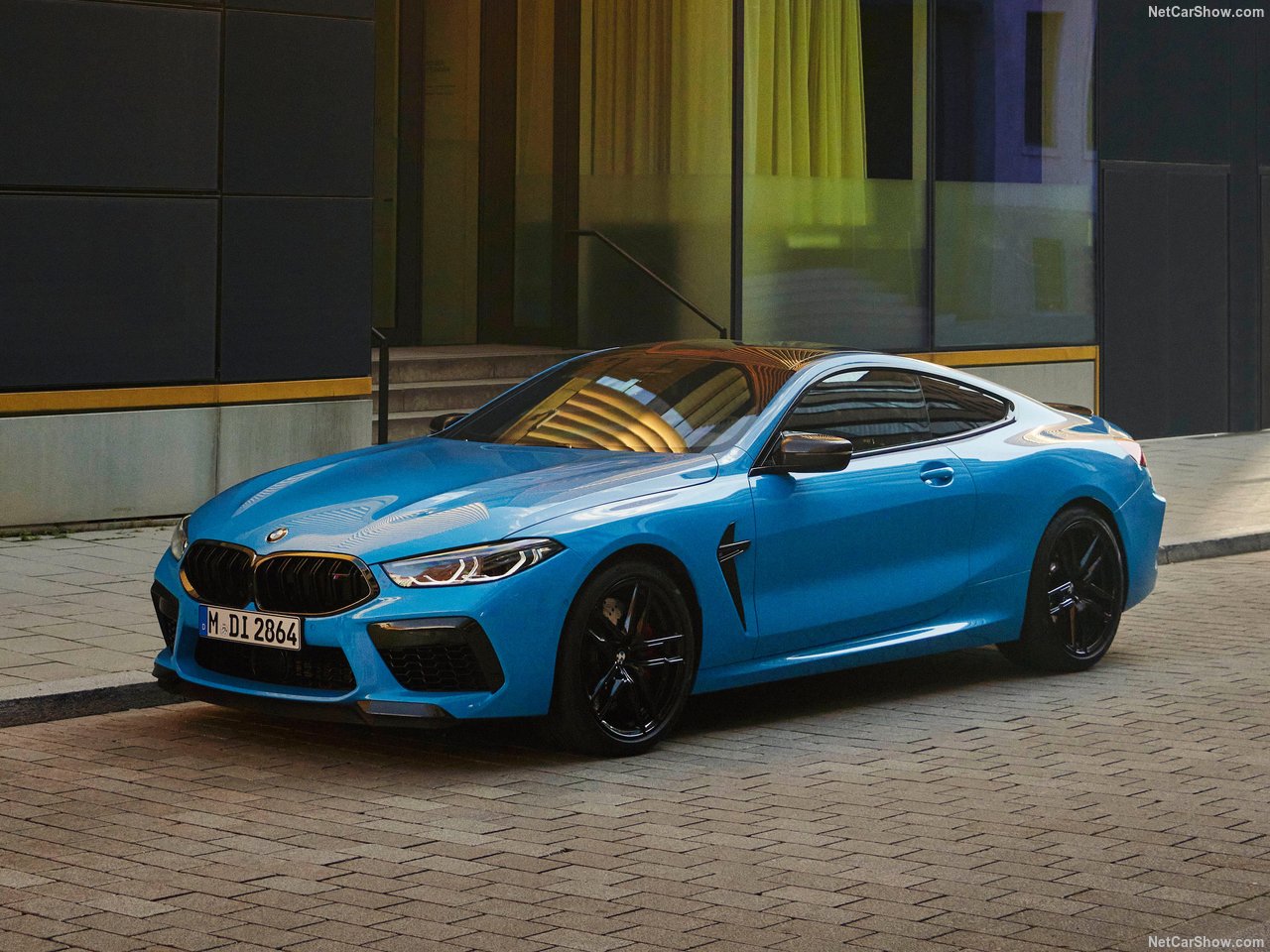 BMW M8 이미지