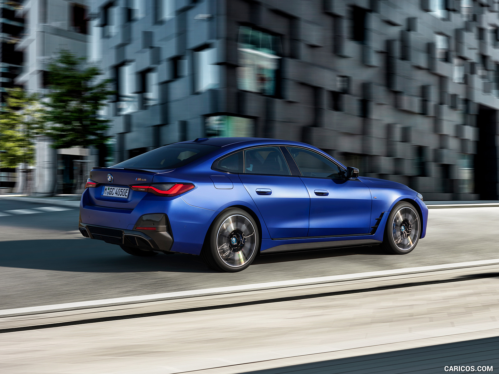BMW i4 이미지