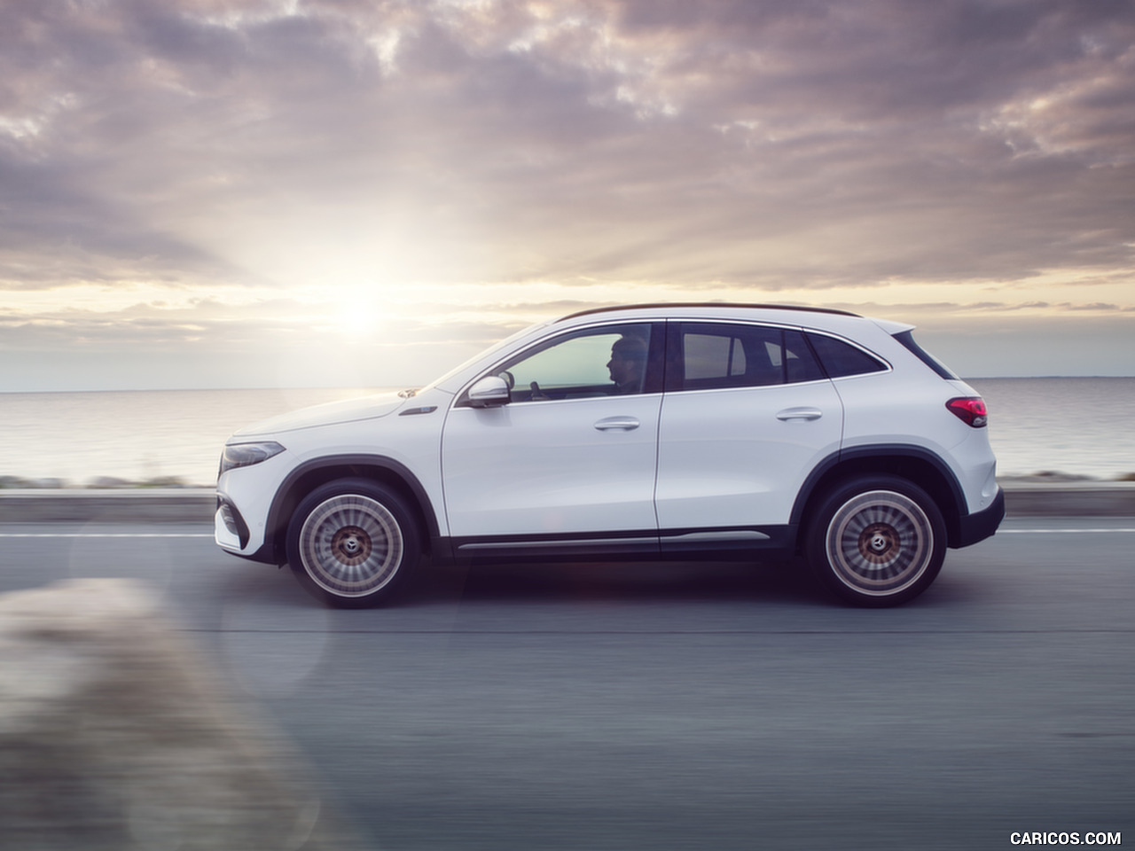 벤츠 EQA 프로모션